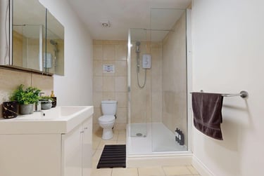 3 bed flat, Greenbank Road, Greenbank, Plymouth, PL48NH - Image 5